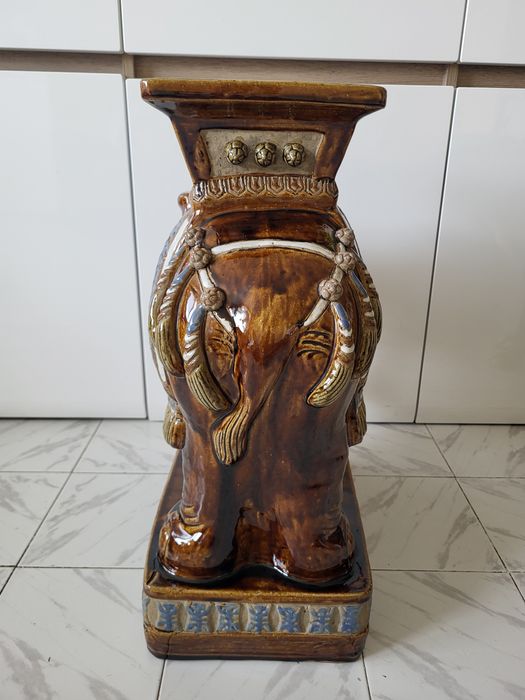 Слон  сувенир от ОАЕ