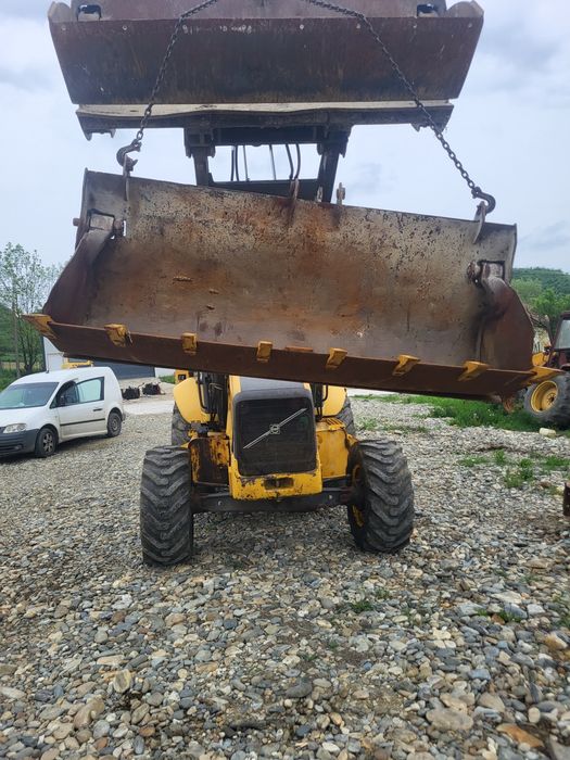 Cupa multifunctionala buldoexcavator jcb komatsu cat case