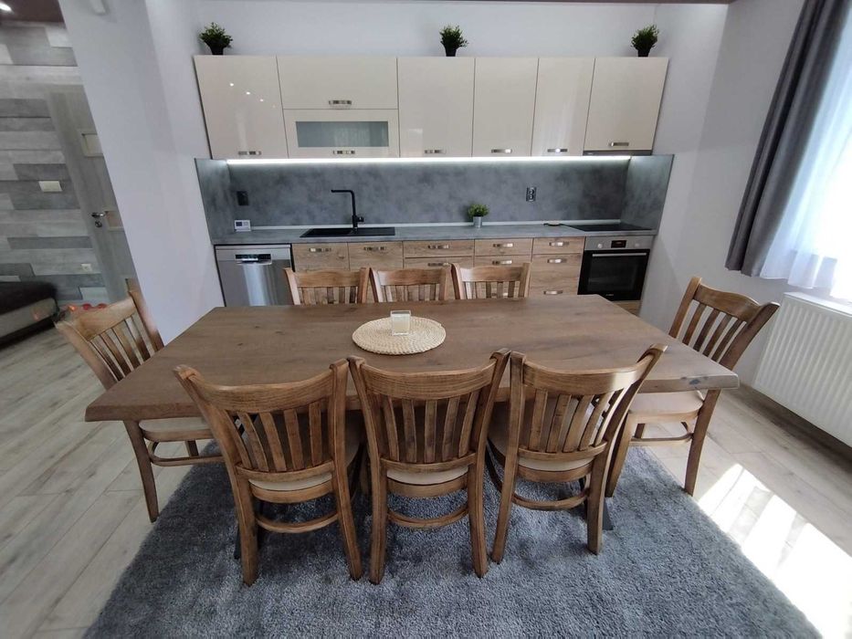 Дава се под наем Къща в с. Драгичево, Област Перник - 194 кв.м за 1020 € - Снимка #3