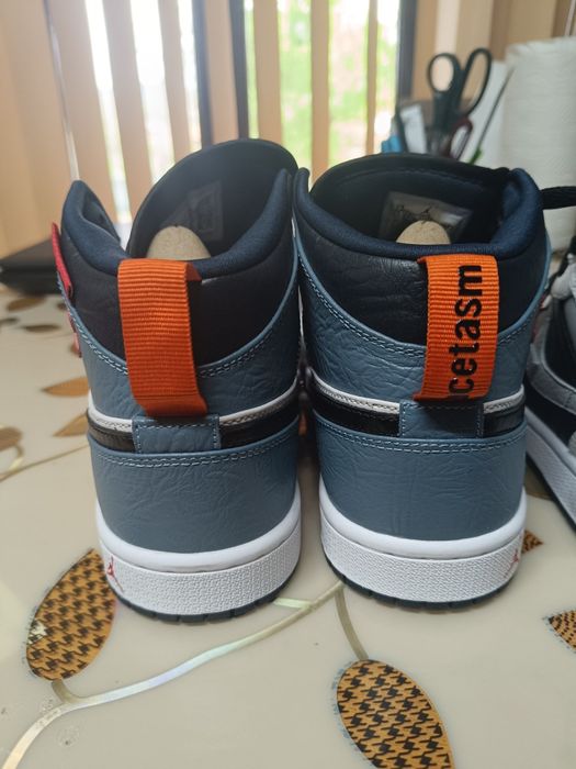 Маратонки нови Найк