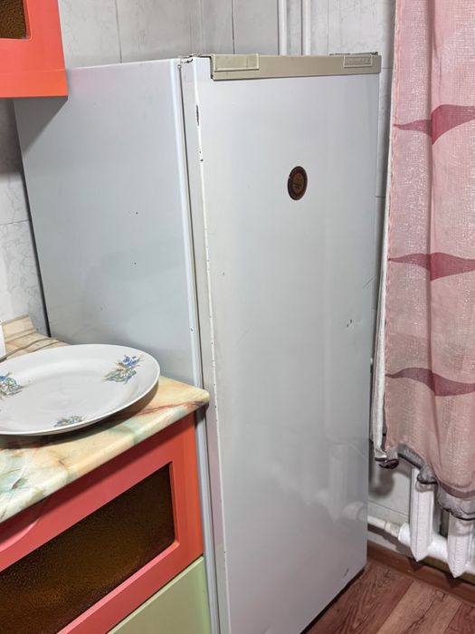 Продаеться Холодильник б/у