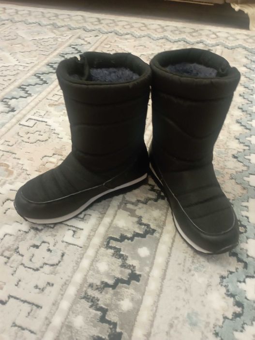 Сапоги на мальчика 37 р