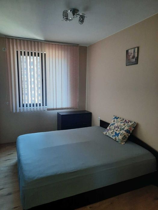 Продава се Тристаен апартамент в Пловдив, Южен - 70 кв.м за 1170 €/кв.м - Снимка #3