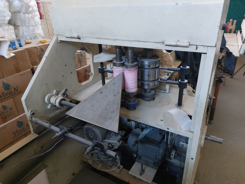 станок для производства салфеток