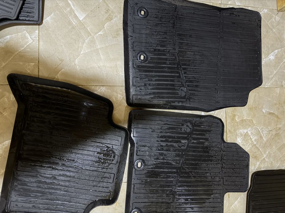 Оригинальные полики от под лексуса 570