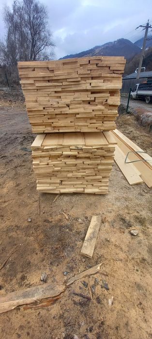 Vand cherestea cel mai bun preț