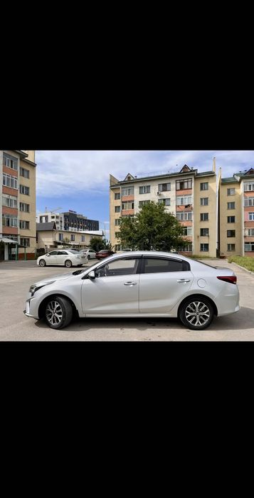 Машына. KIA RIO.