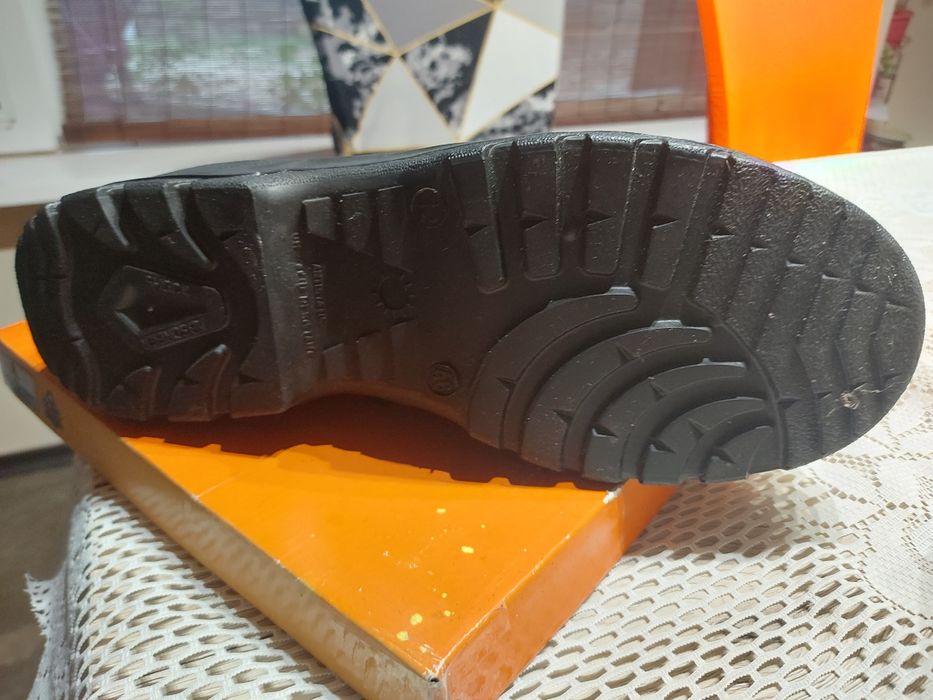 Работни обувки 48 номер