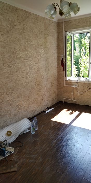 Мастер по ремонту квартир .