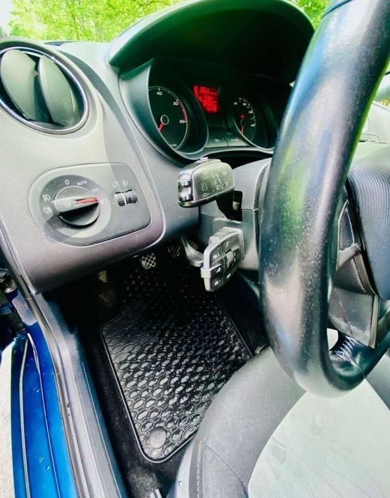 Seat ibiza 2013 1.2 euro 5