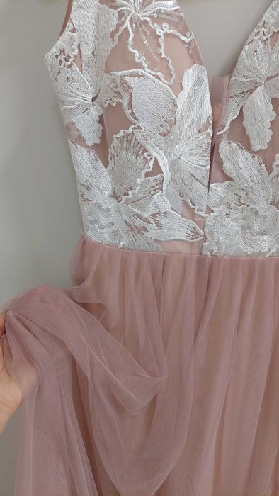 Ефектна официална рокля