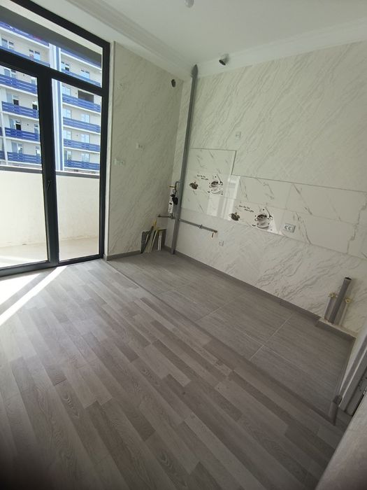 2 комнатная переделанный на 3 комната в  жк Туркистон возле бетонка