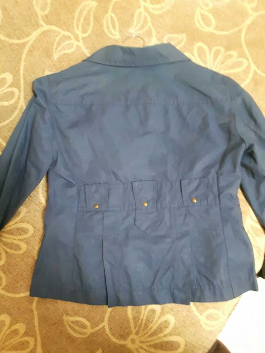 Продается костюм(пиджак,брюки)