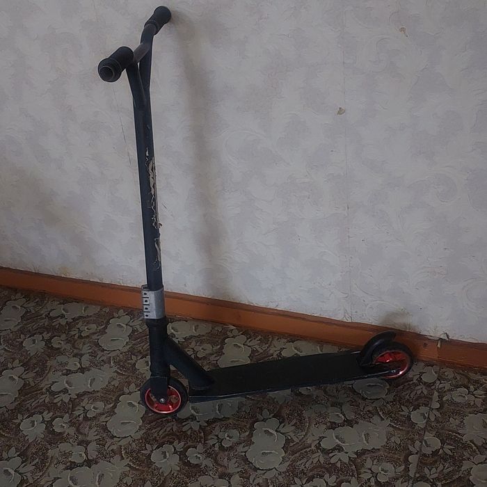 Продам велосипед и самокат