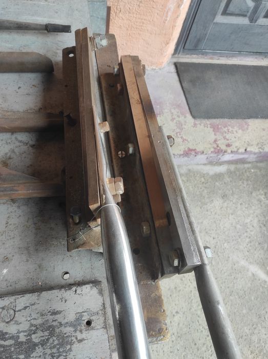 Ножницы по металлу рычажные.