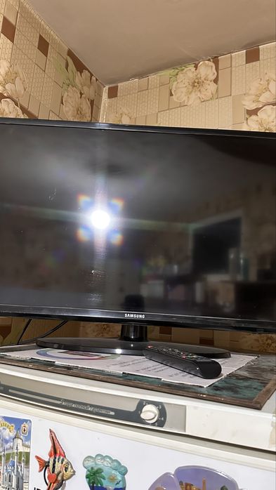 Продается телевизор SAMSUNG-32
