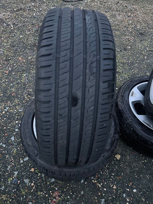 Гуми с Джанти за BMW