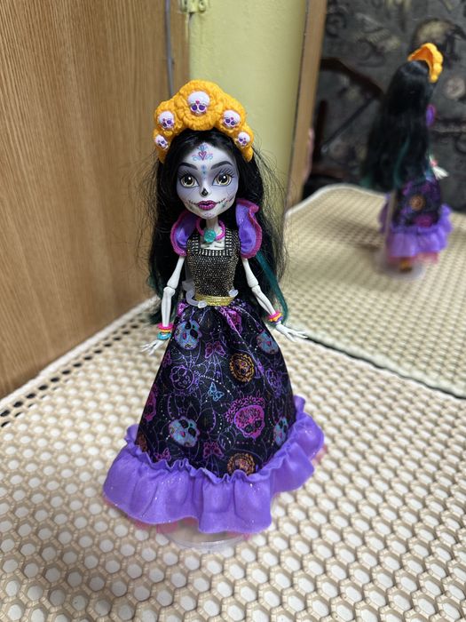 Продам куклу монстр хай!