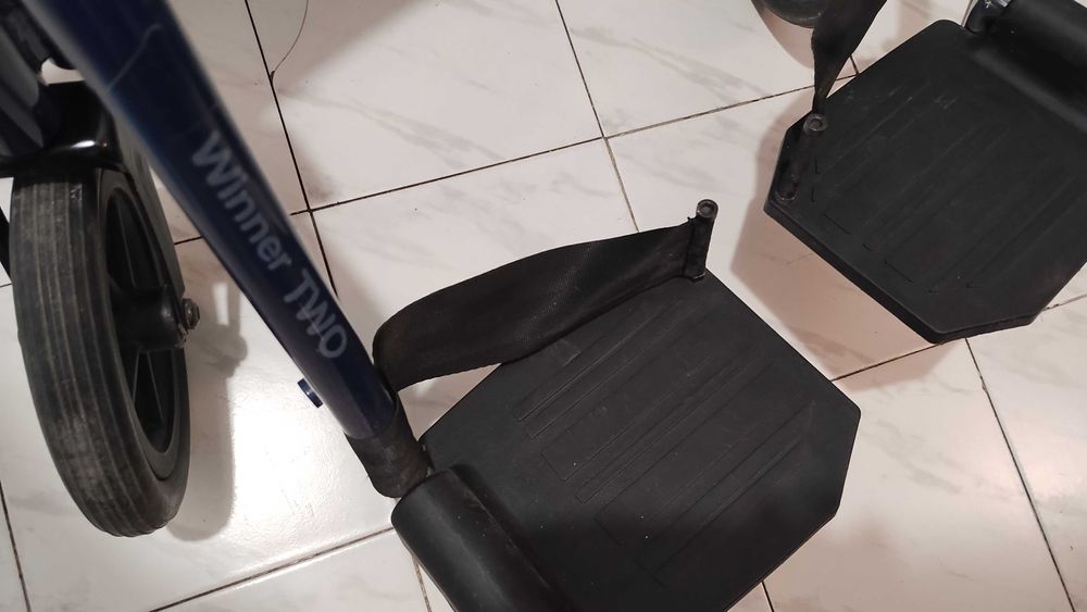 Инвалидна количка сгъваема.