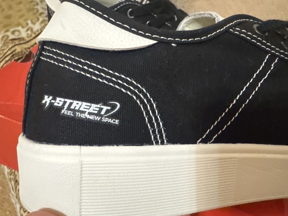 Продам кеды Xtep