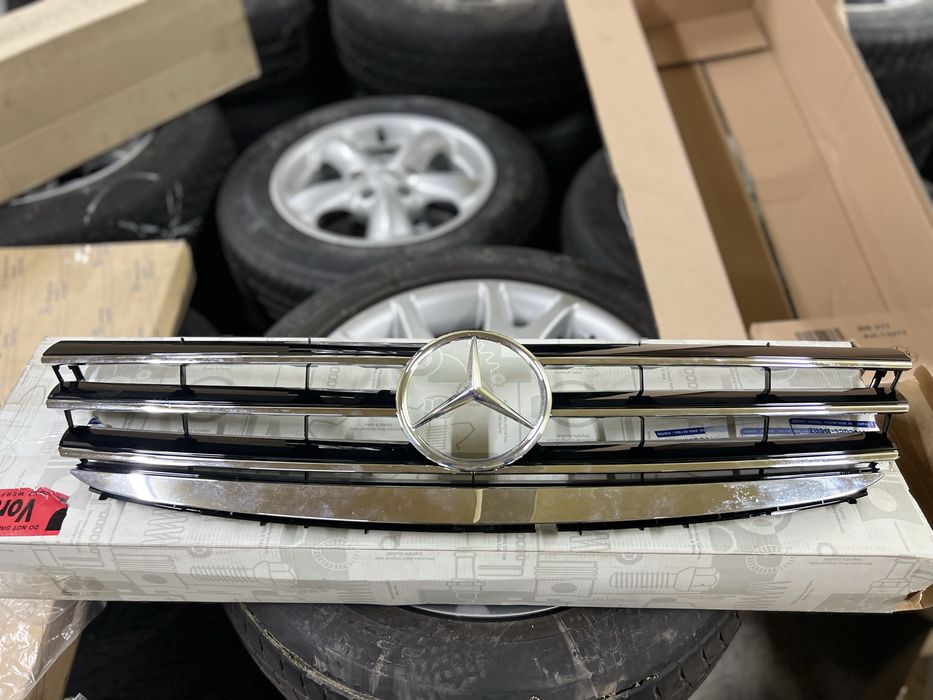Mercedes A169 Face A Class Предна Решетка Маска Оригинална Нова