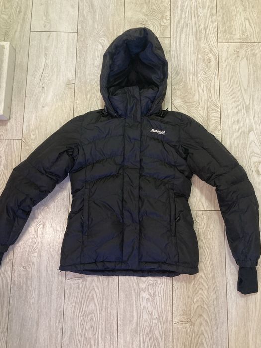 Geaca puf dama Bergans XS 700 cuin