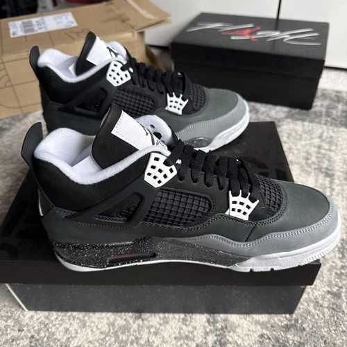 Sneakers Jordan4 Fear cu eticheta (nu Nike, Gucci, Adidas, Balenciaga)
