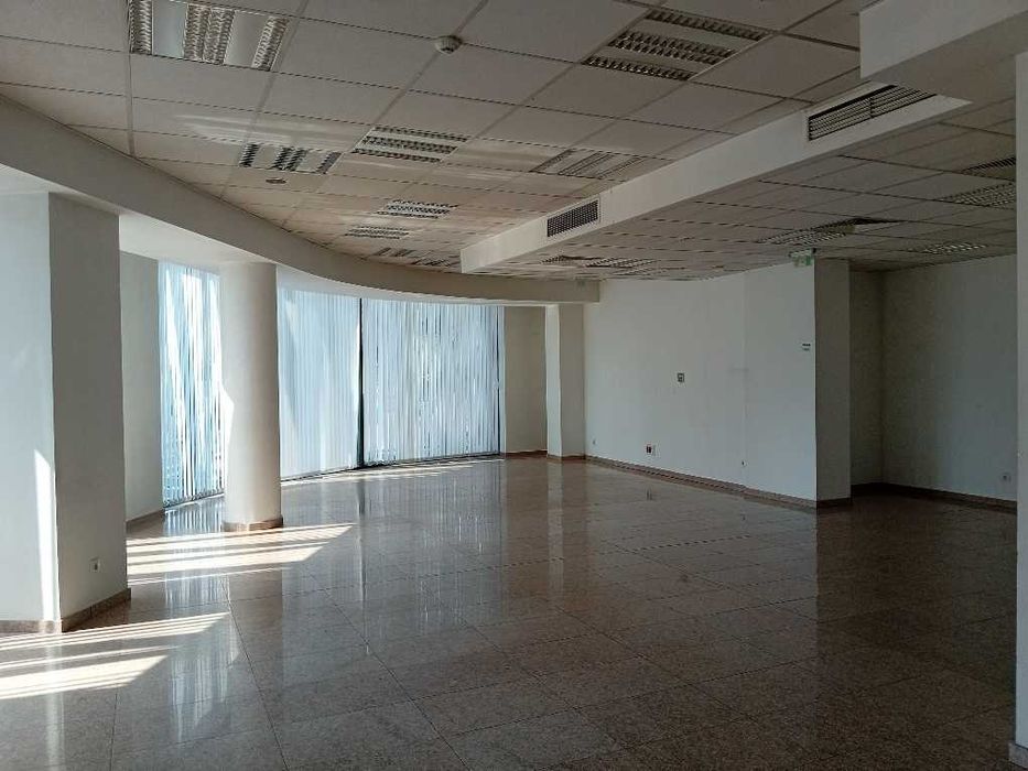 Дава се под наем Магазин в София, Център - 160 кв.м за 2200 € - Снимка #4