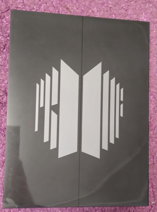 Продам альбом BTS