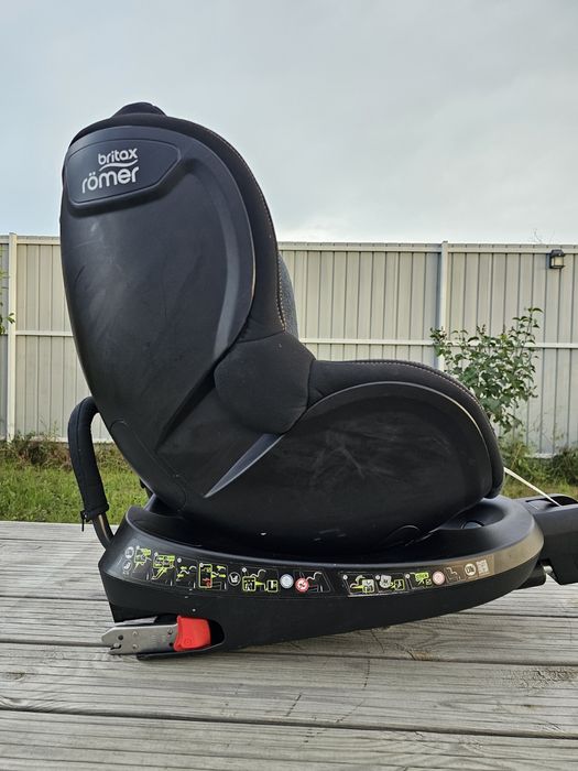 Scaun auto Britax Römer Dualfix Isofix inclus / rotativ 360° / 0-18 kg