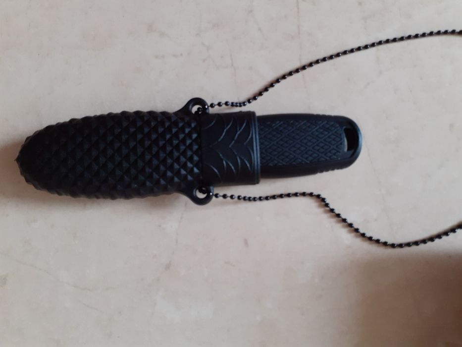 Нож Dulotec К106 с кания