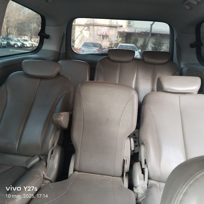 Kia carnival 2008