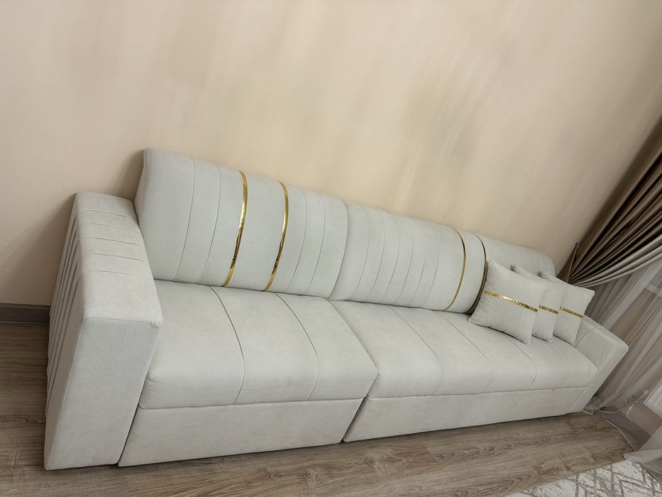 Диван для гостиной