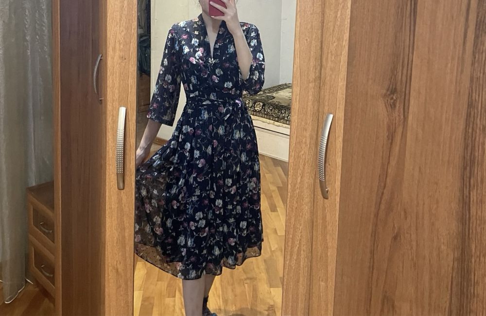 Красивое платье от Турецкого производителя, размер 36 (42)