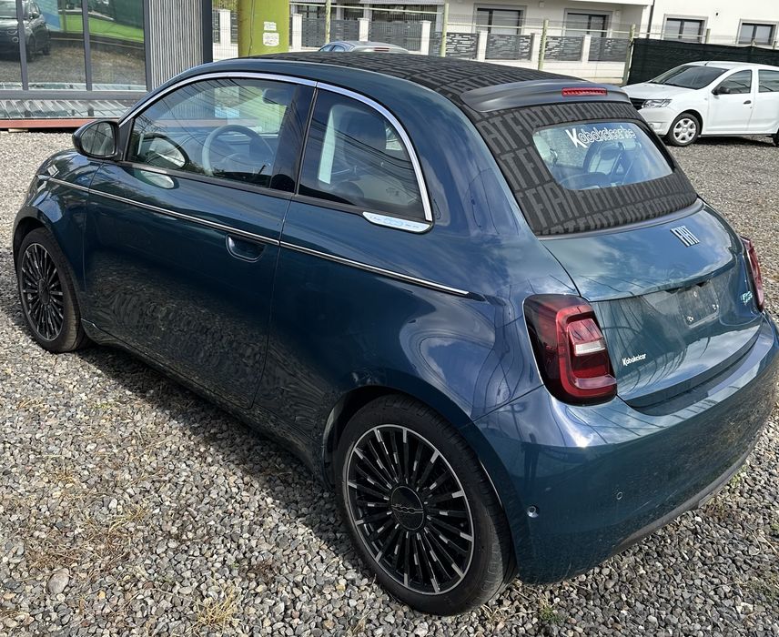Fiat 500e Cabrio editie  La Prima 42 kWh certificat baterie SOH 92,4 %  118 CP
