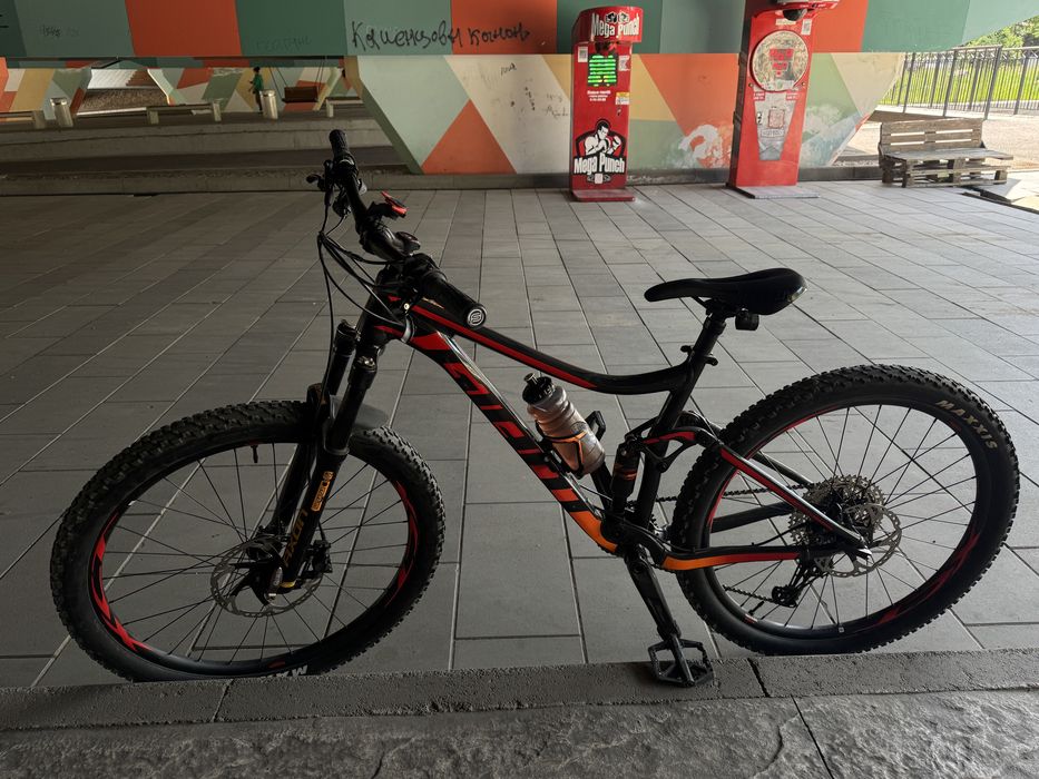 Giant Stance 2 2019 M | deore + slx
