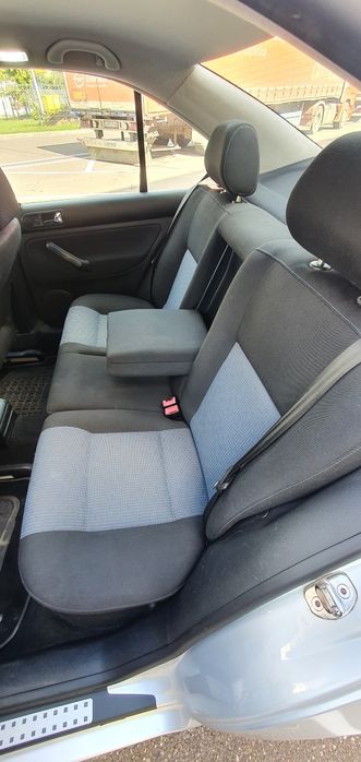Vand vw bora 1.6 16v benzina