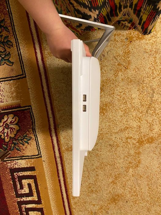 Manablock ekran sotiladi