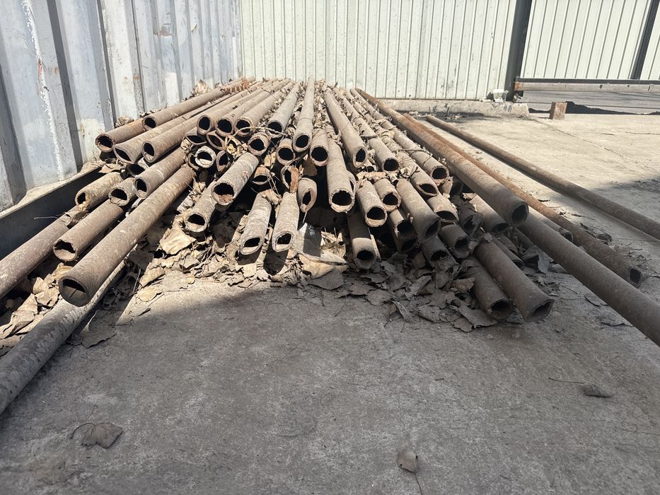 Труба 40  бушный 400 тенге кг