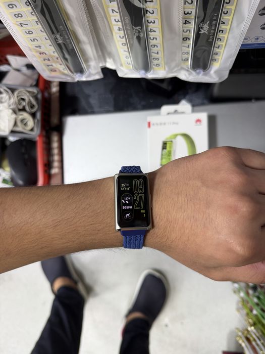 HUAWEI Band 11pro Apple watch 3 hafta ishlatilgan tiniq holatda