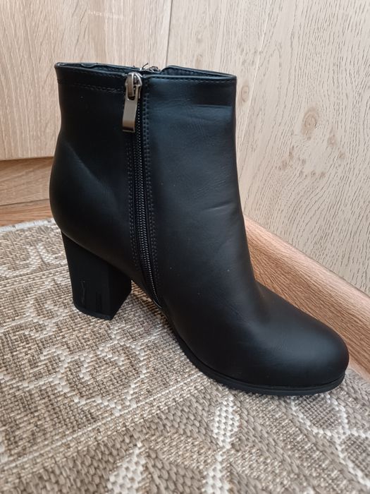 Ботильоны не ношеные