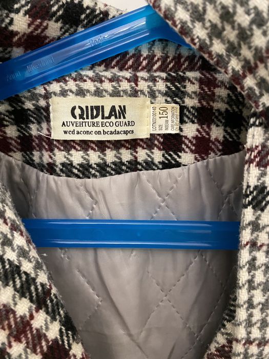 Продам пальто на девочку