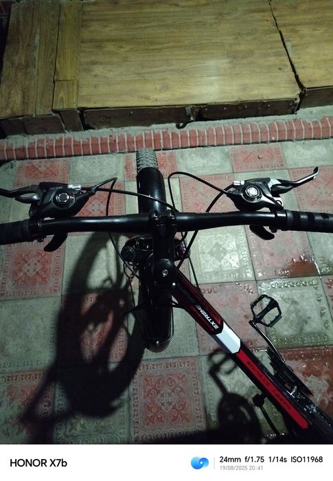 Velosiped sotiladu  olganima 1 xafta bulli pul kere shuni uchun stopan