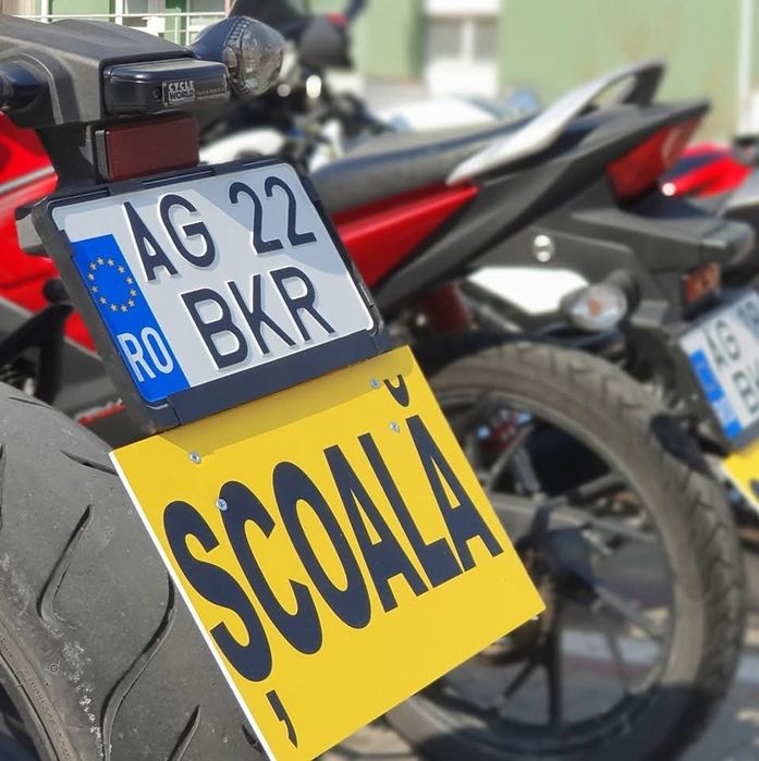 Scoala moto Pitesti  A1 / A2 /A - instructor moto Arges