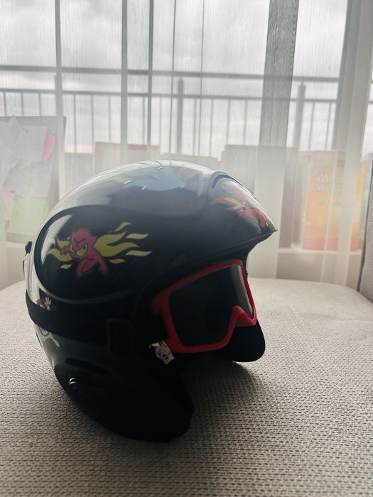 Детска предпазна каска