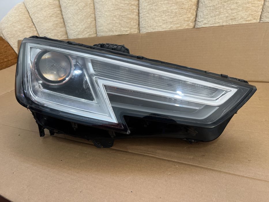 Far dreapta defect / avariat Audi A4 B9 8W