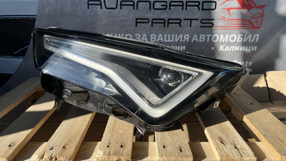 2 броя десен и 1 брой ляв фар Seat Ateca Cupra Facelift 2020-