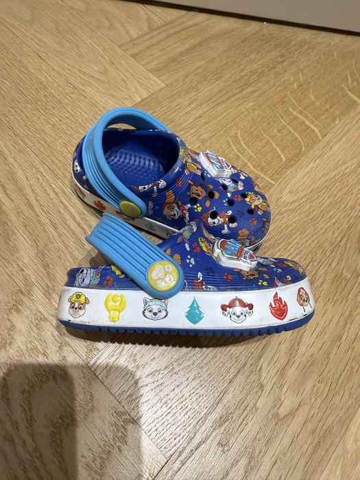 Crocs c 6  в отличном состоянии