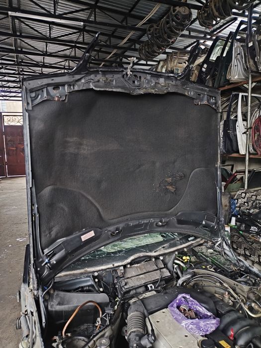 Капот mercedes 124/ ,190/ 202