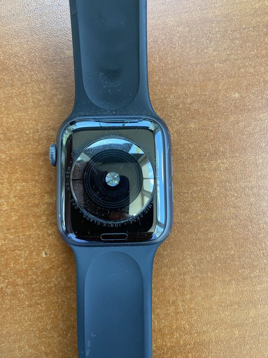 Продам apple watch 44 мм